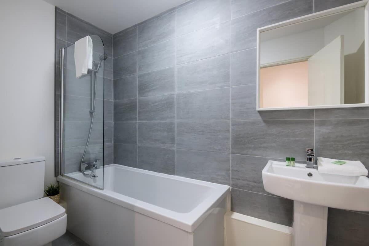 Fabulous Quayside Apartment With Free Parking Ліверпуль Екстер'єр фото